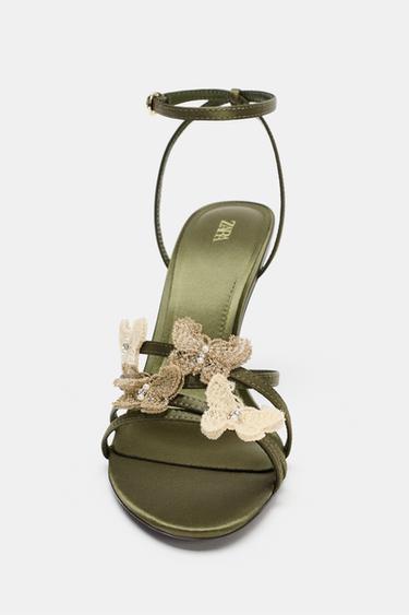 SANDALES EFFET SATINÉ DÉCORS - Vert kaki de Zara - Image 2