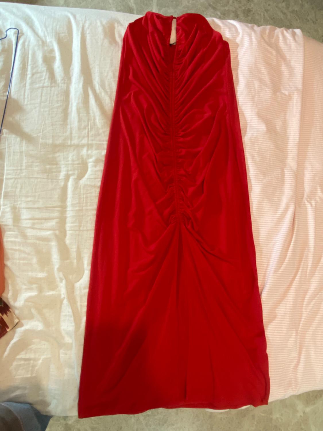 MIDI DRESS WITH GATHERED DETAIL - Image 2