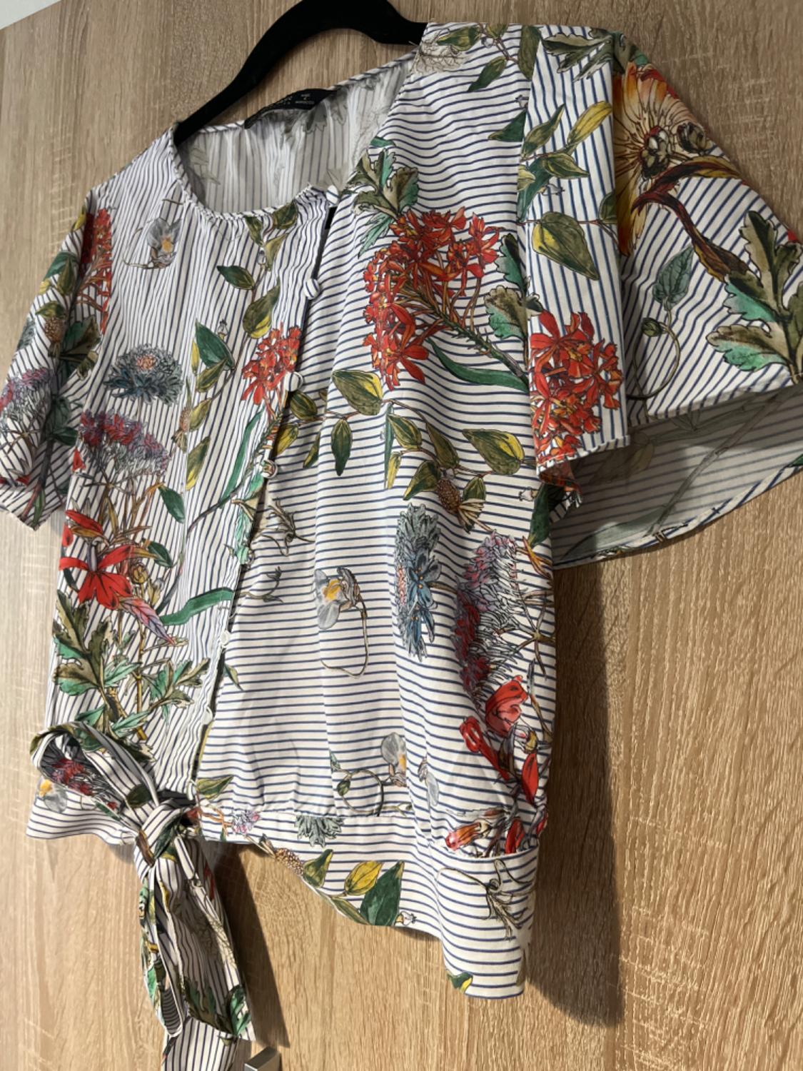 FLORAL PRINT TOP - Image 2