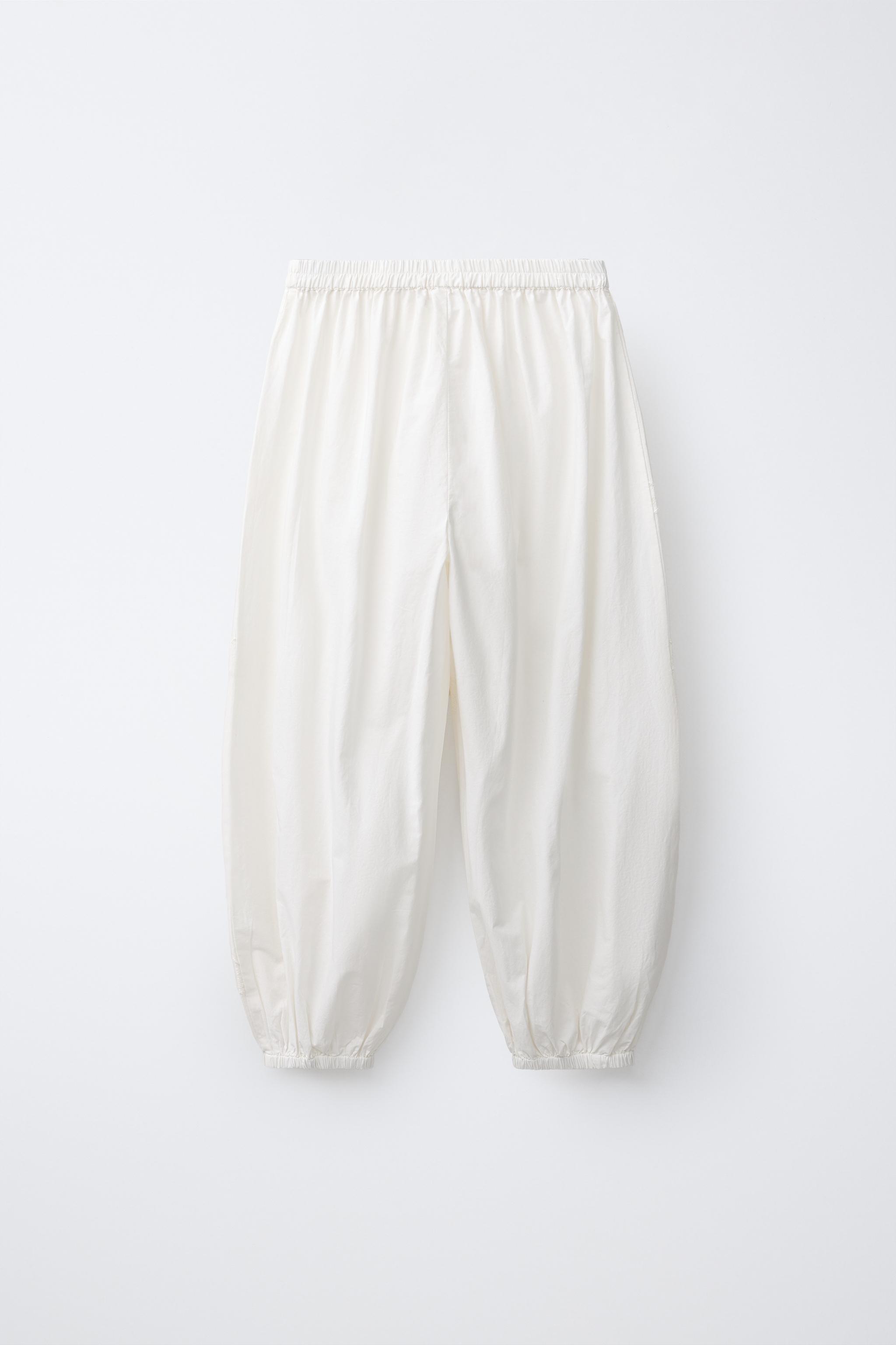 PANTALON BOUFFANT BRODERIE EN DENTELLE