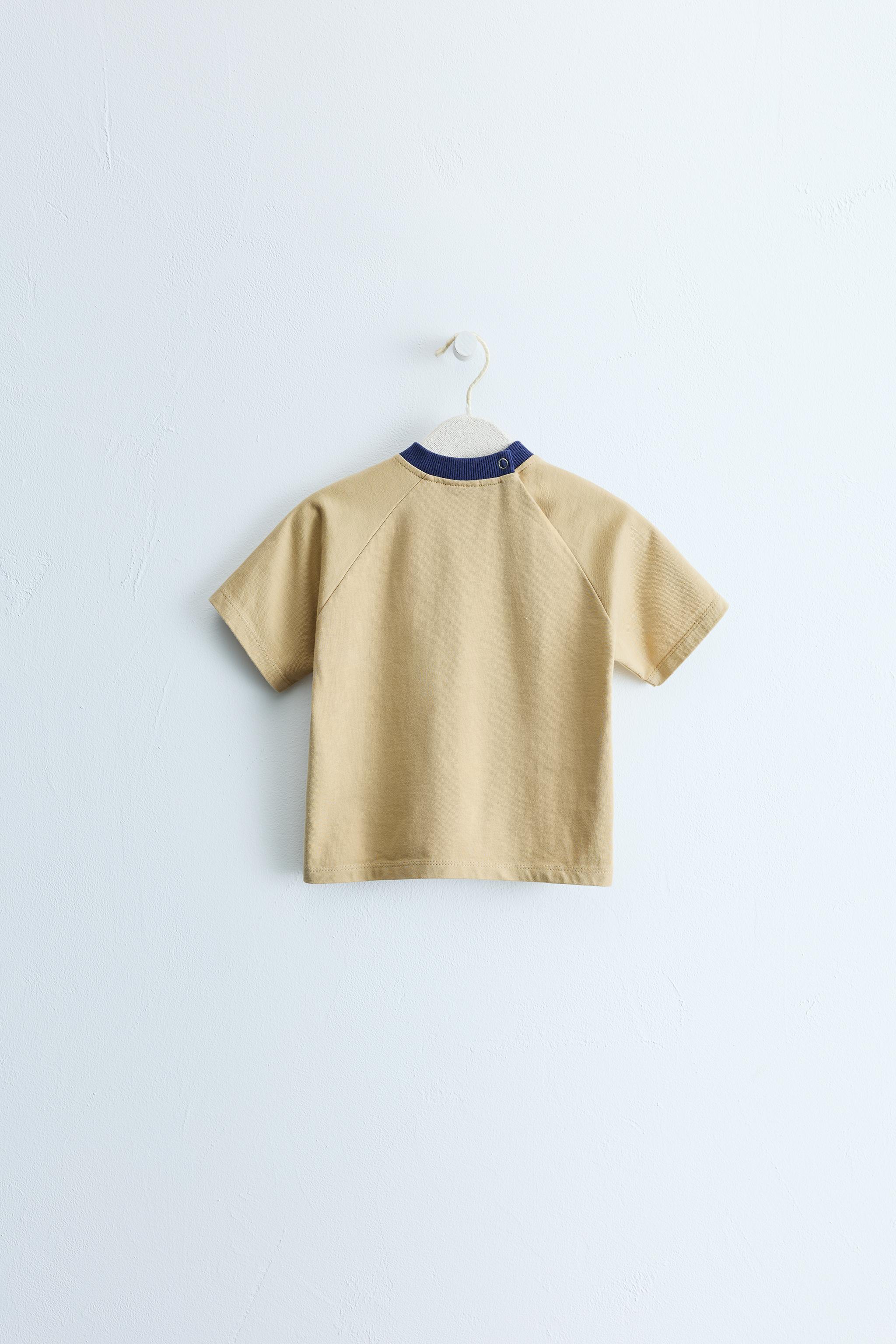 ZARA TIMELESS - T-SHIRT À COL EN CONTRASTE