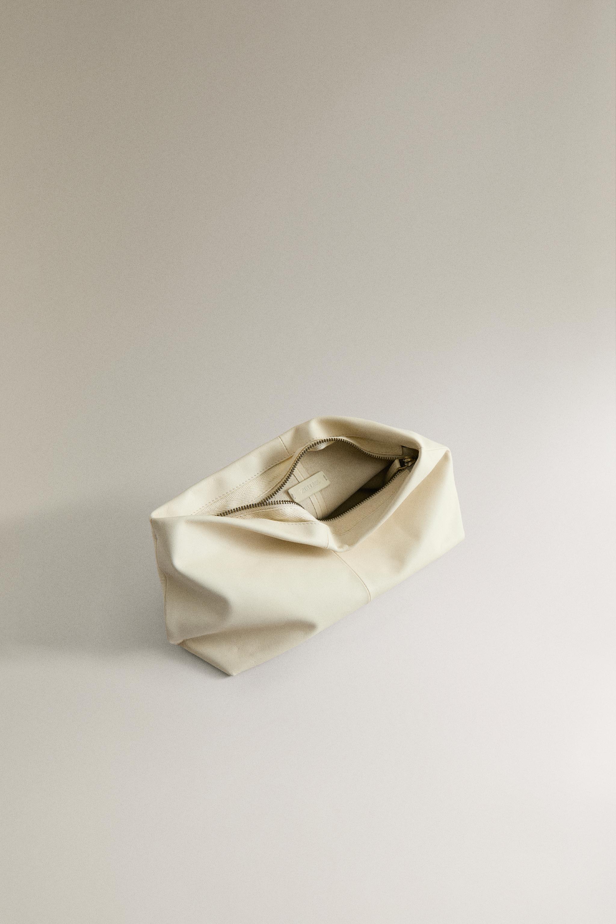 TROUSSE DE TOILETTE CUIR