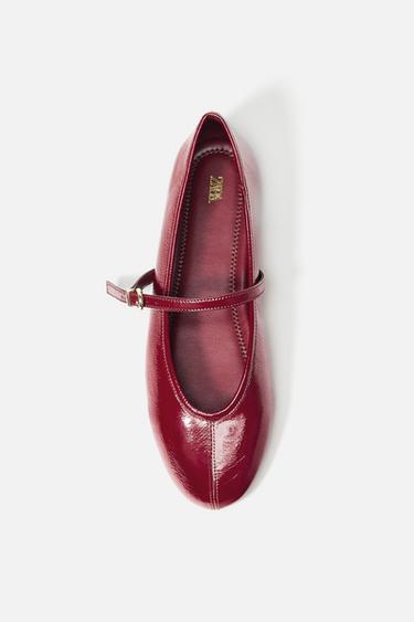 PATENT EFFECT BALLERINAS - Red by Zara
