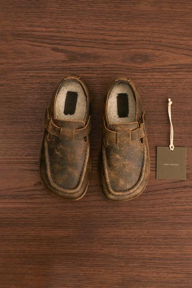 LEATHER SHOES WITH BUCKLE - Brown by Zara