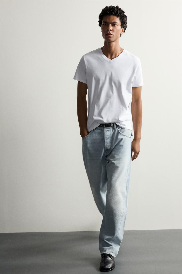 JEANS LOOSE FIT COSTURA GIRADA