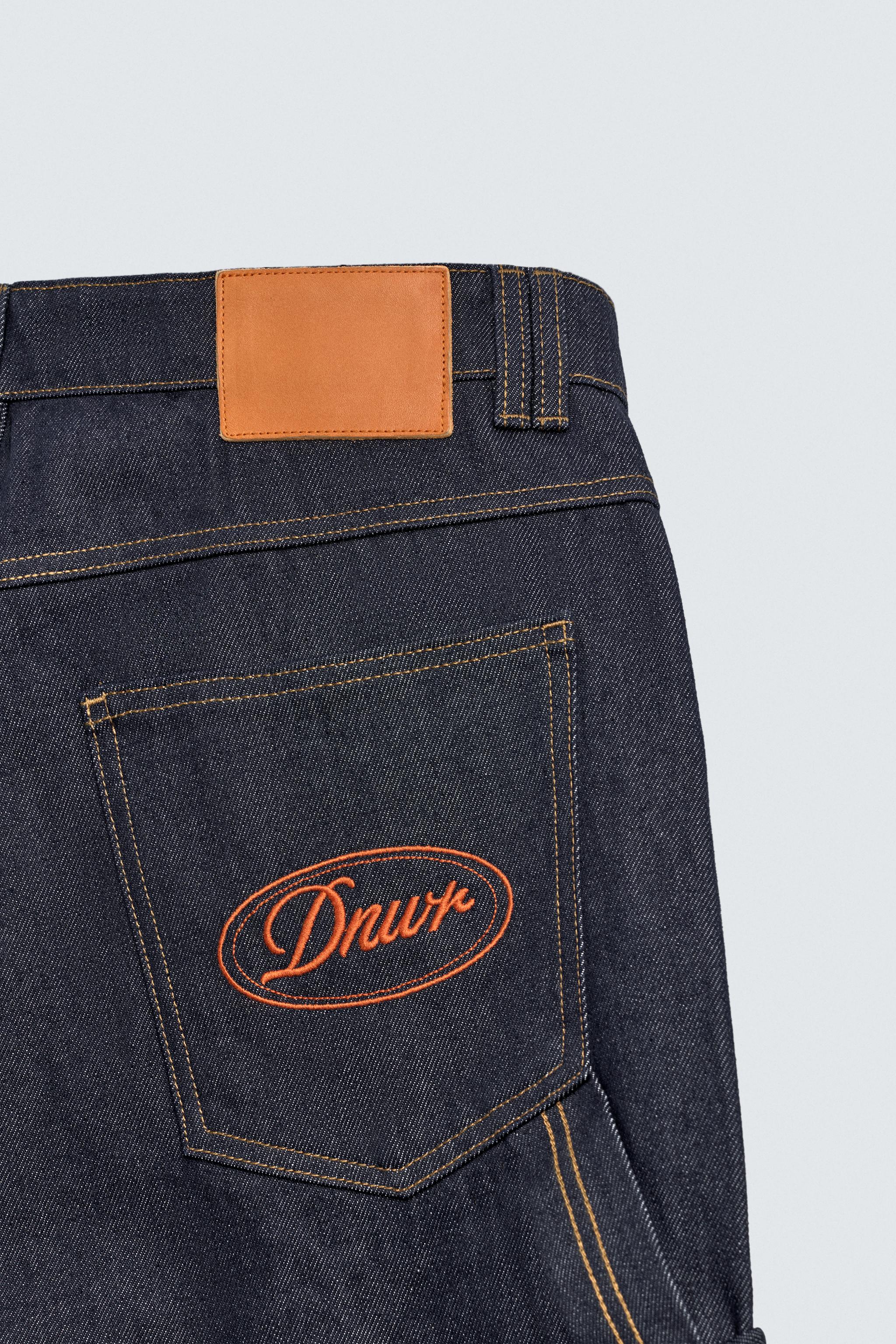 EMBROIDERED LOOSE FIT JEANS