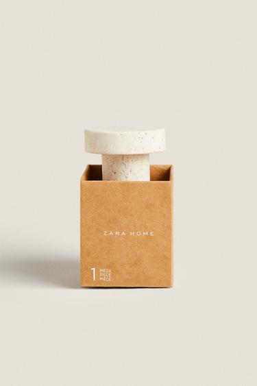 BEIGE MARBLE HOOK - Beige by Zara - Image 2