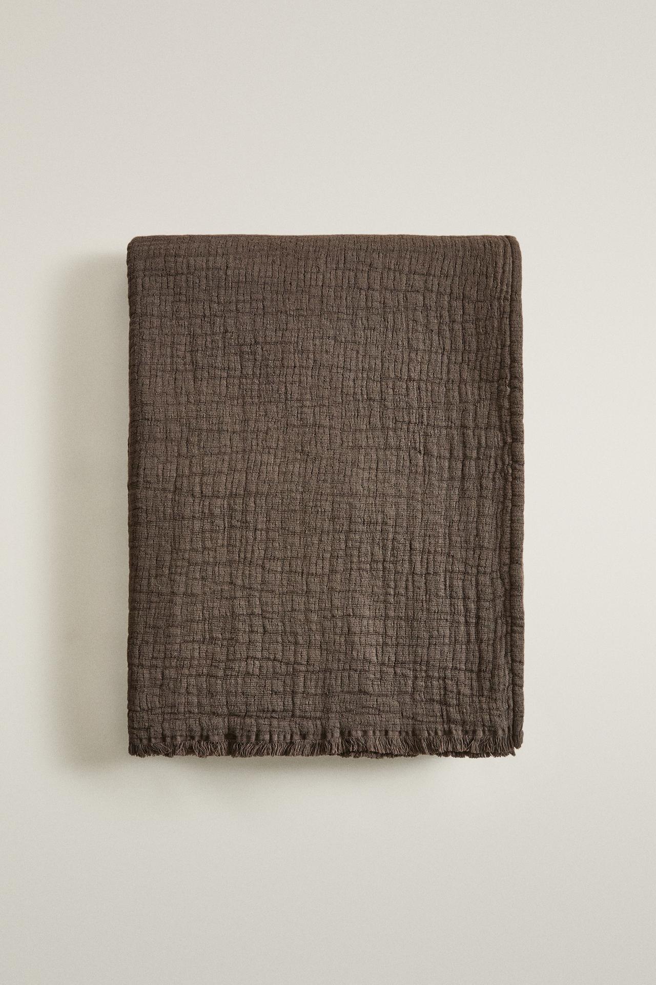 TEXTURED COTTON BLANKET — Brown