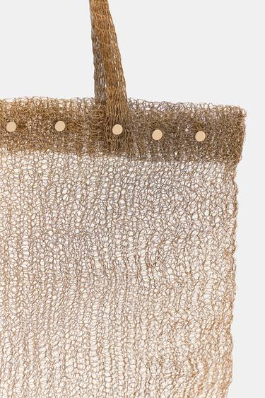 SAC EN MAILLE MÉTALLIQUE À CLOUS - Doré de Zara - Image 4