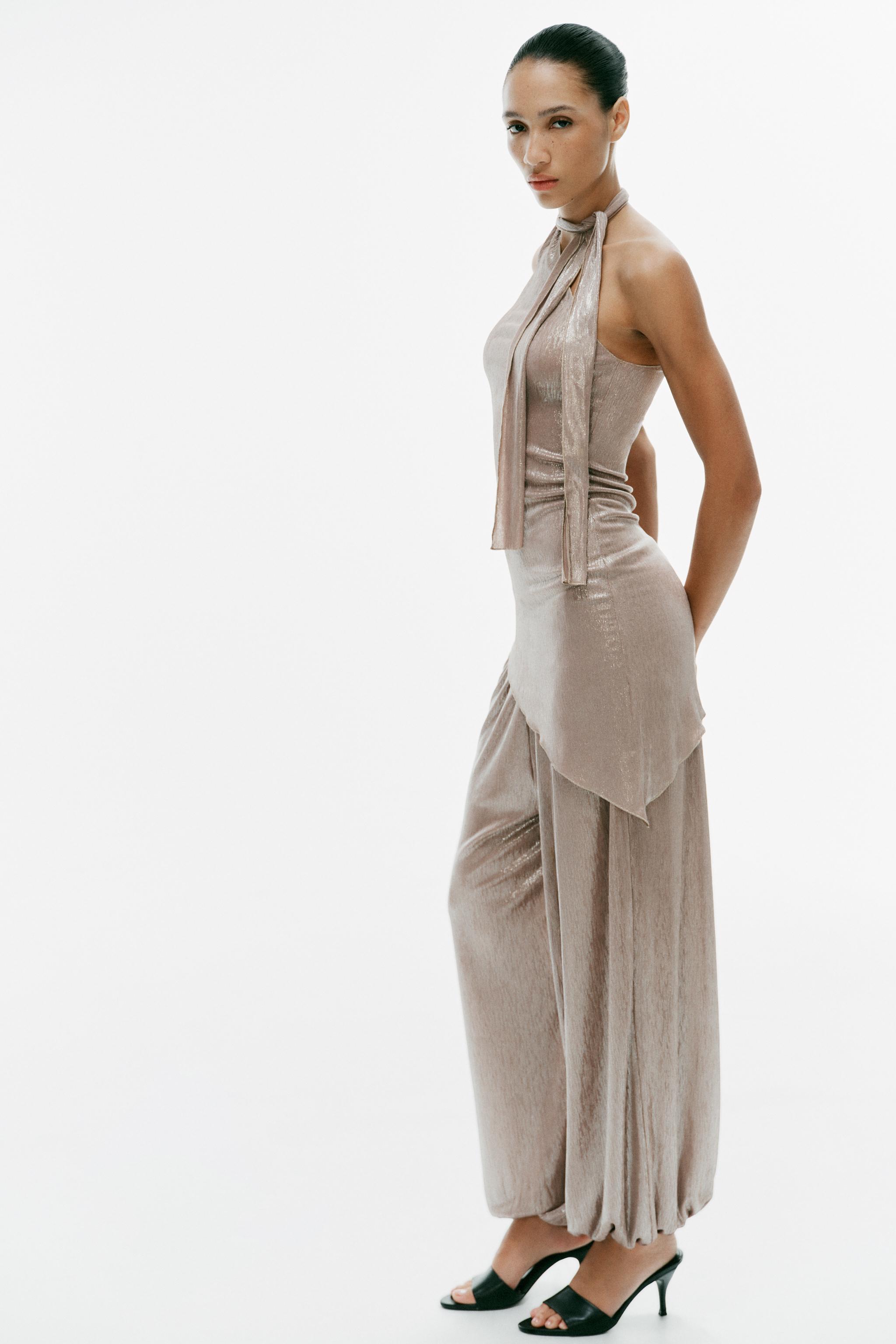 Zara METALİK ETKİLİ ASİMETRİK FULARLI TOP görsel 3