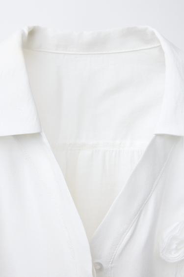 CHEMISE AVEC APPLIQUÉ FLEUR - Blanc de Zara - Image 2