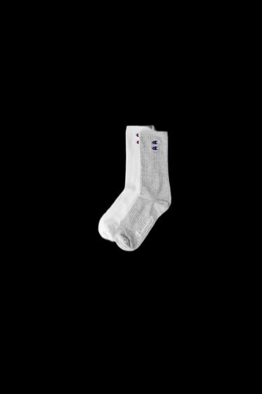 Zara TWO-PACK OF CHAMPION ® X ZARA LOGO EMBROIDERED SOCKS - White