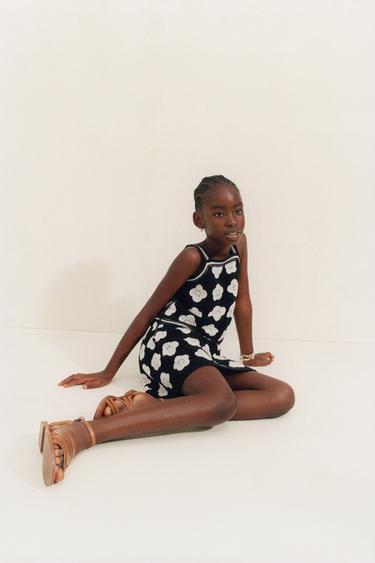 SAIA DE MALHA COM ESTAMPA FLORAL - Preto da Zara