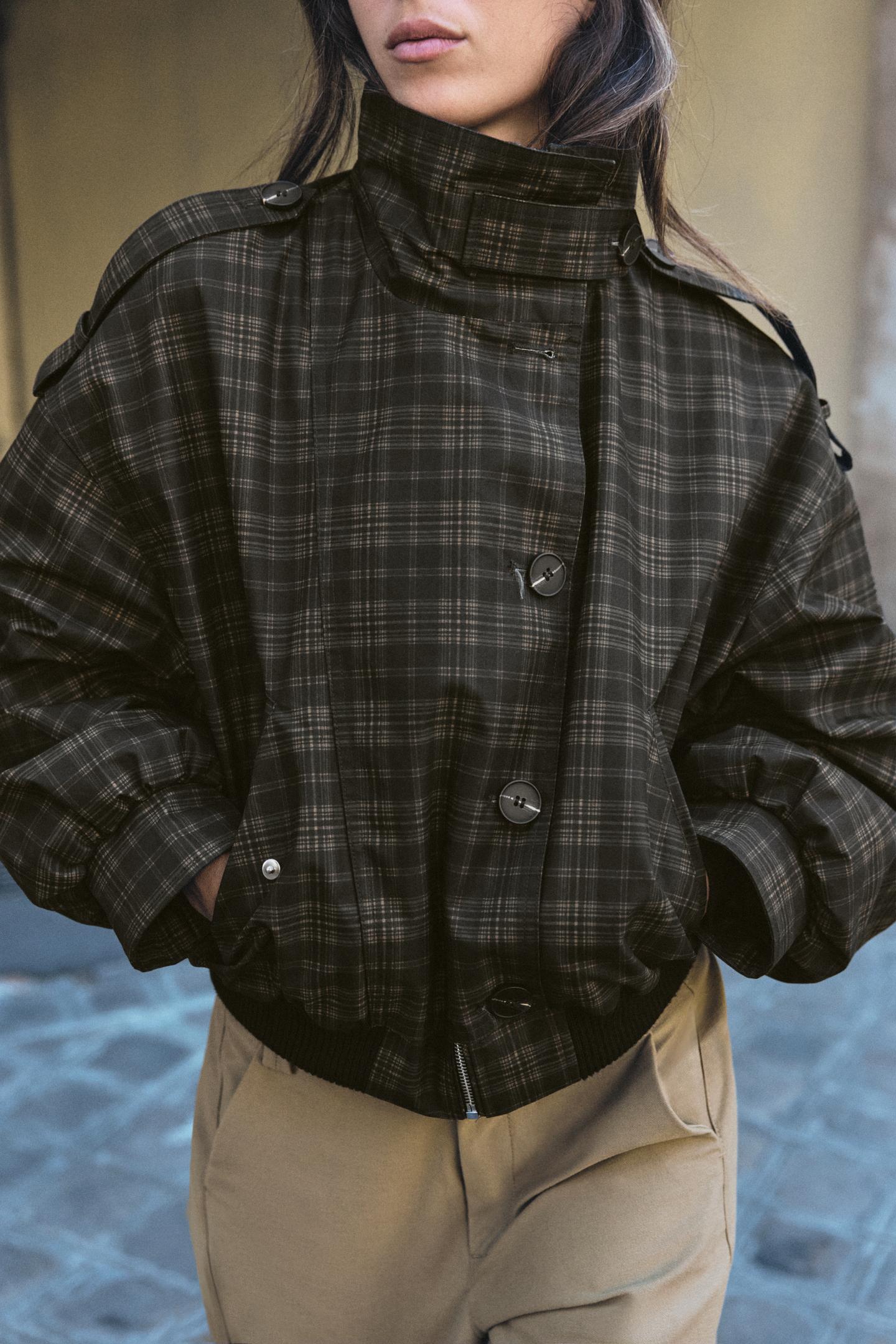 Женская куртка Zara Plaid Bomber, цвет: Коричневый — фото 4