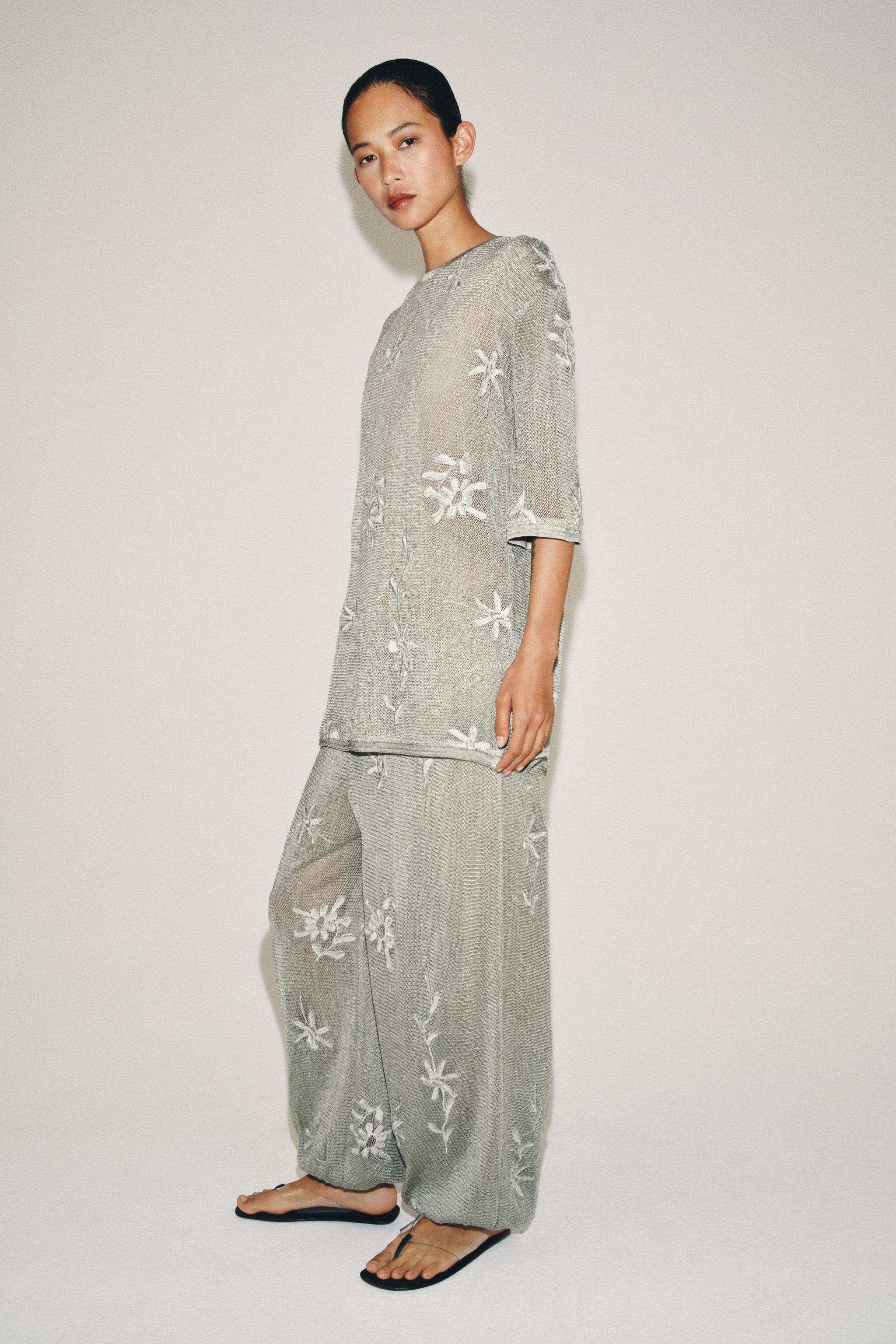 METALLIC THREAD BALLOON KNIT PANTS