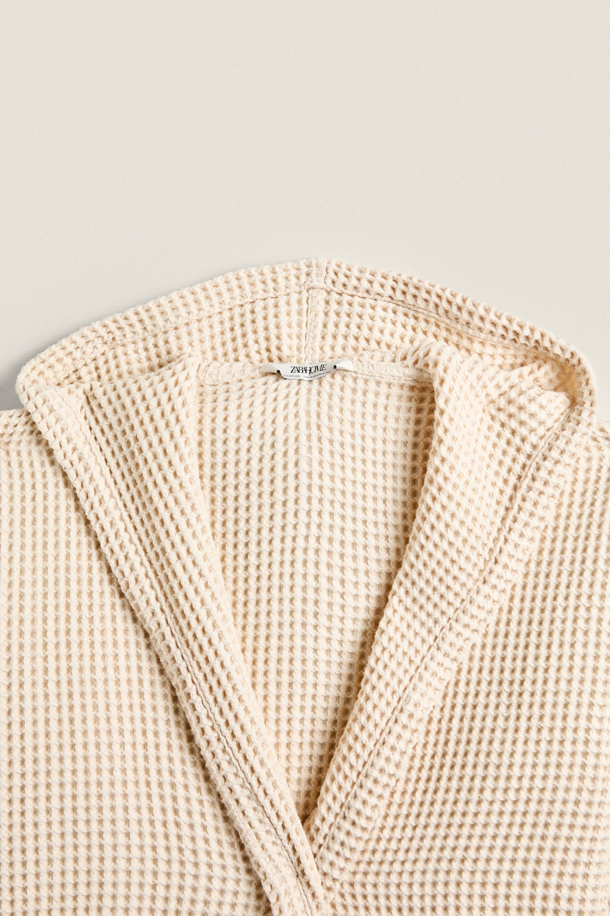 WAFFLE-KNIT COTTON BATHROBE — Light beige