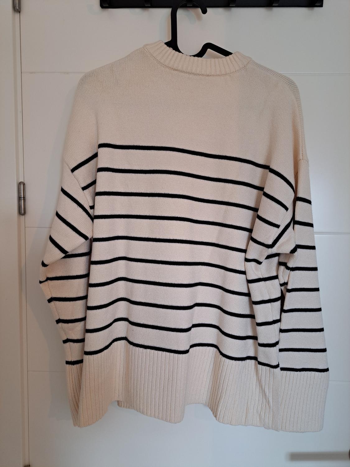 STRIPED KNIT SWEATER - Image 2