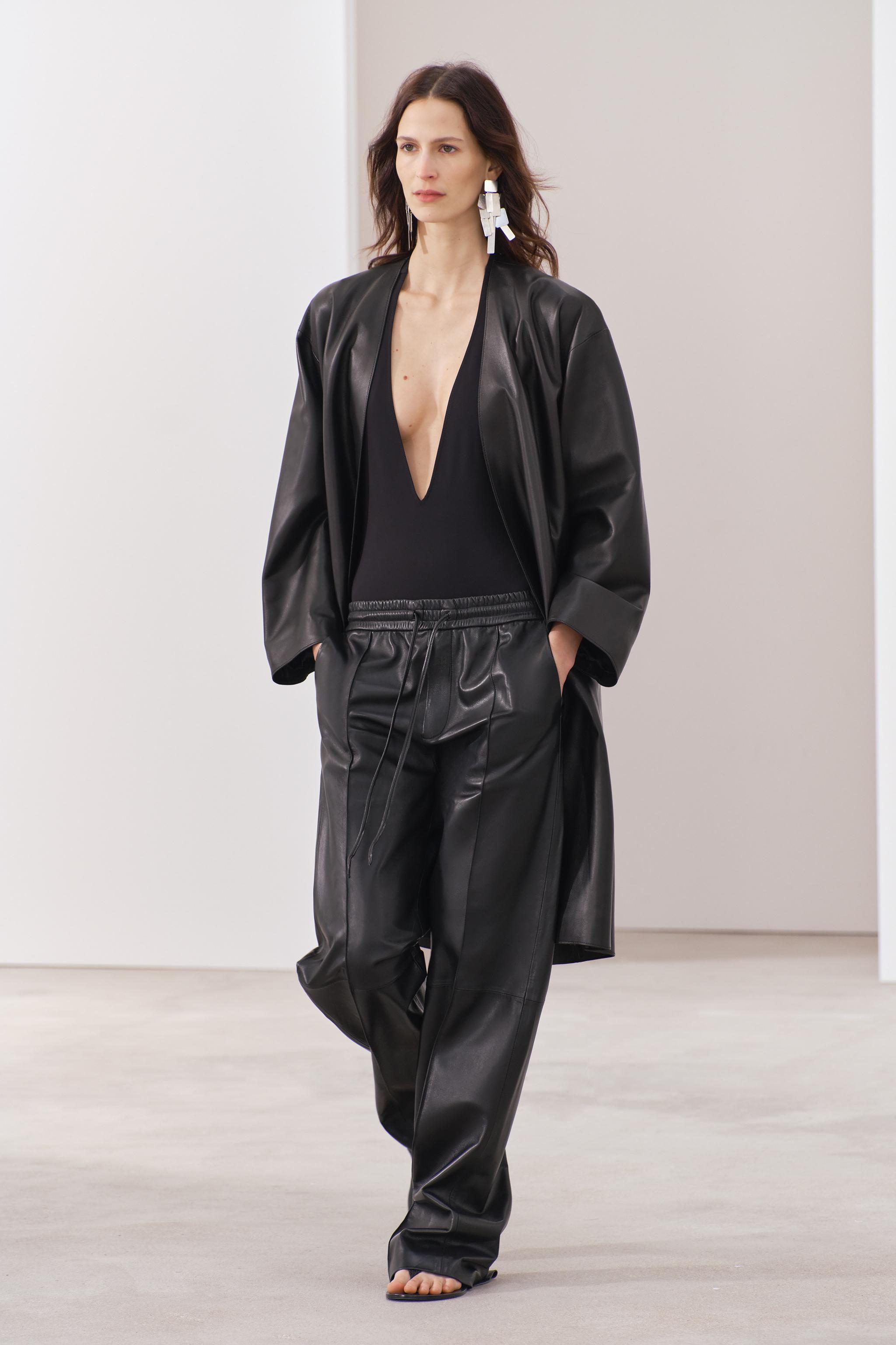 Zara Women Croco Animal Effect Faux Leather Trousers Black 4369/254 
