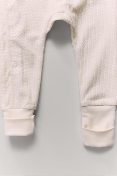 CONVERTIBLE FOOT SLEEPSUIT - Ecru by Zara
