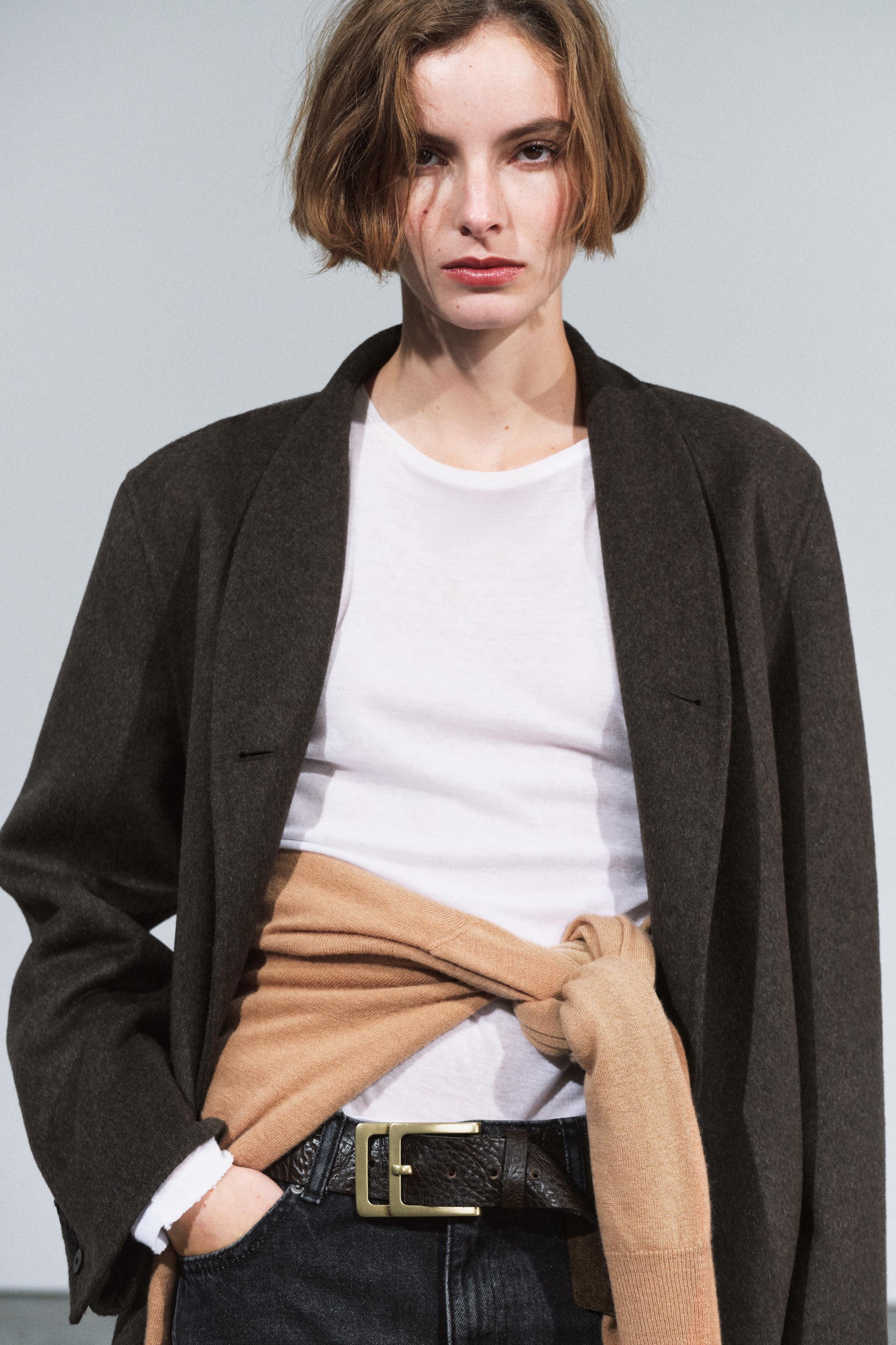 ダブルバックル レザーベルト 100% - チョコレート | ZARA Japan / 日本