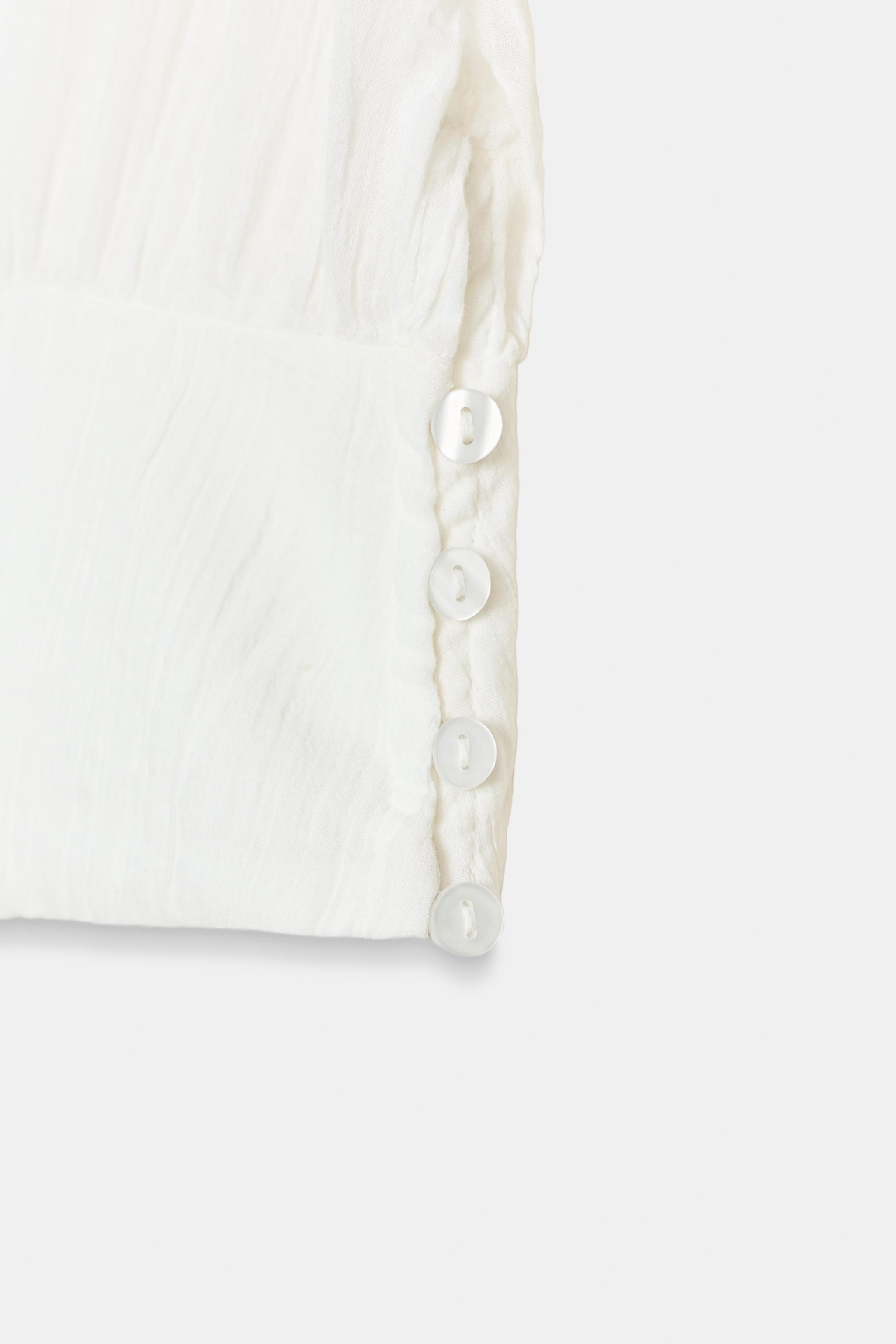 EMBROIDERED GAZE STRAP TOP