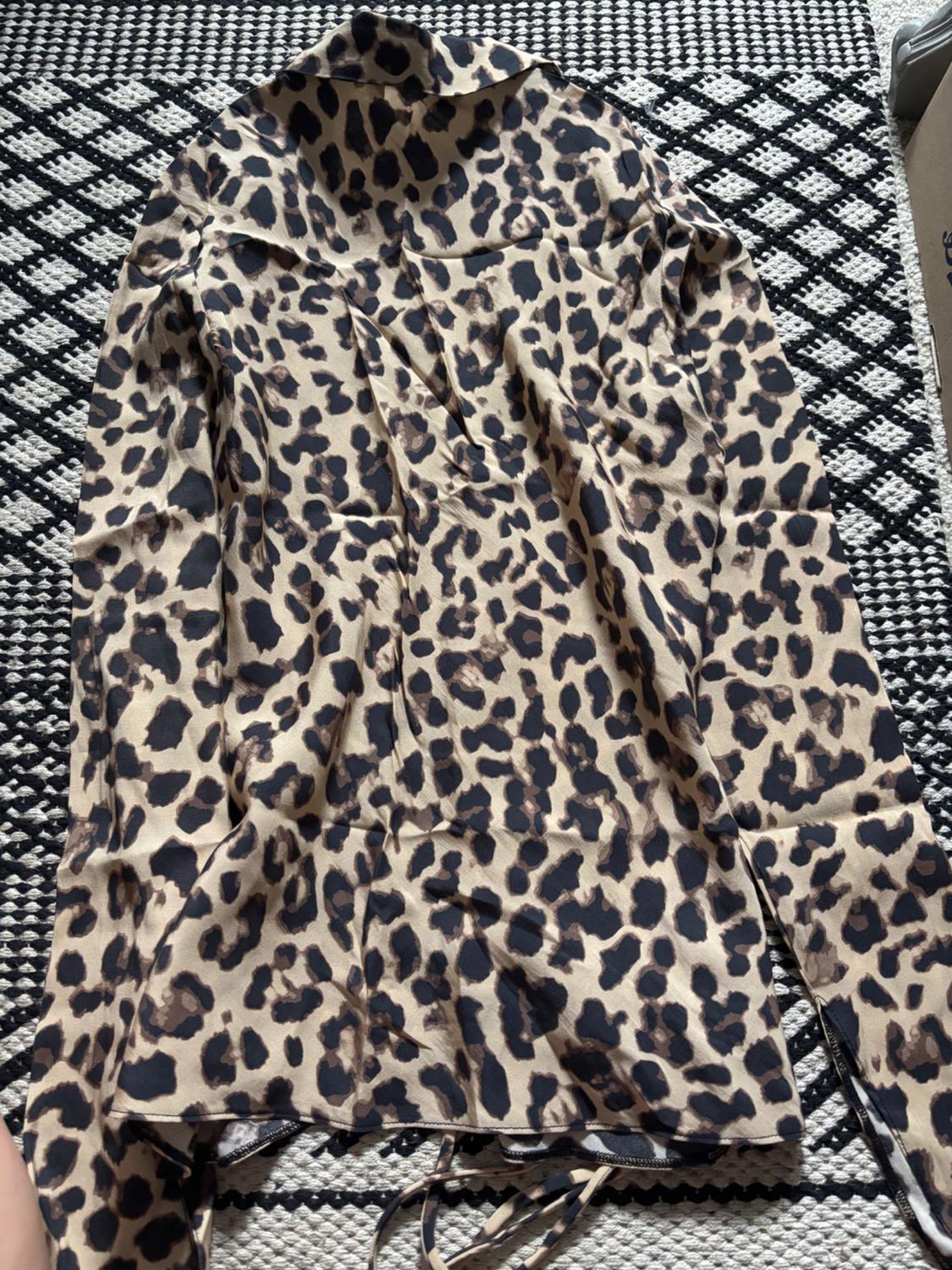 ANIMAL PRINT SHIRT WITH TIES - Image 2