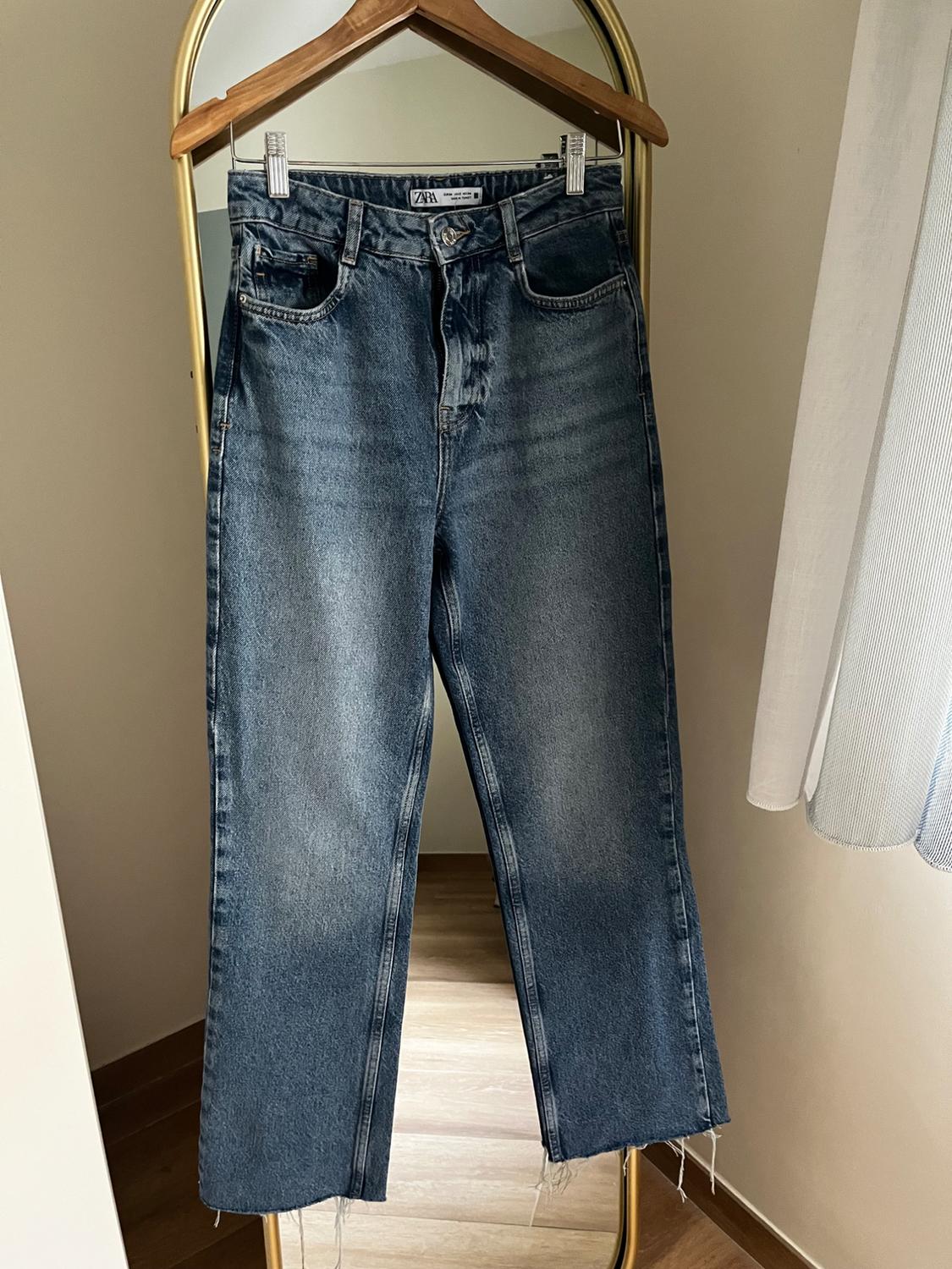 Z1975 STRAIGHT-LEG HIGH-WAIST JEANS