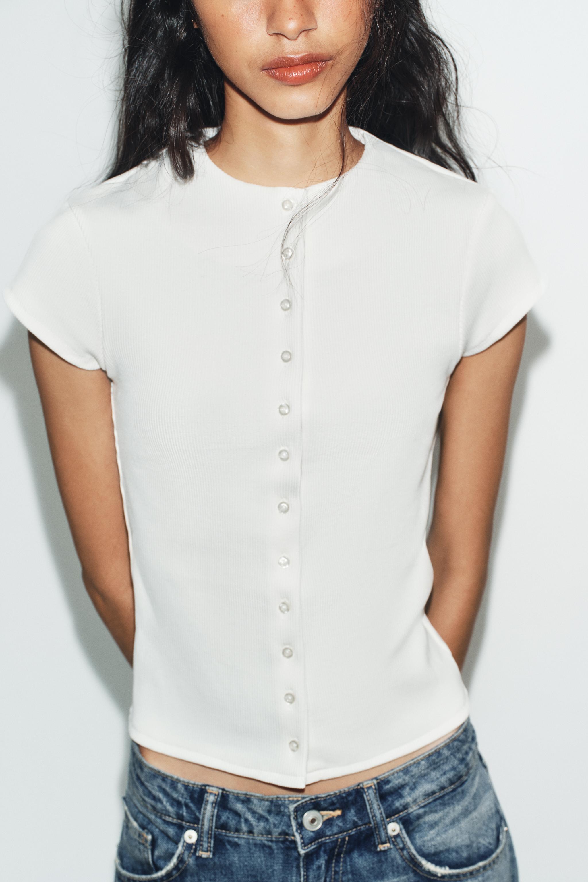 RIBBED BUTTON-UP T-SHIRT