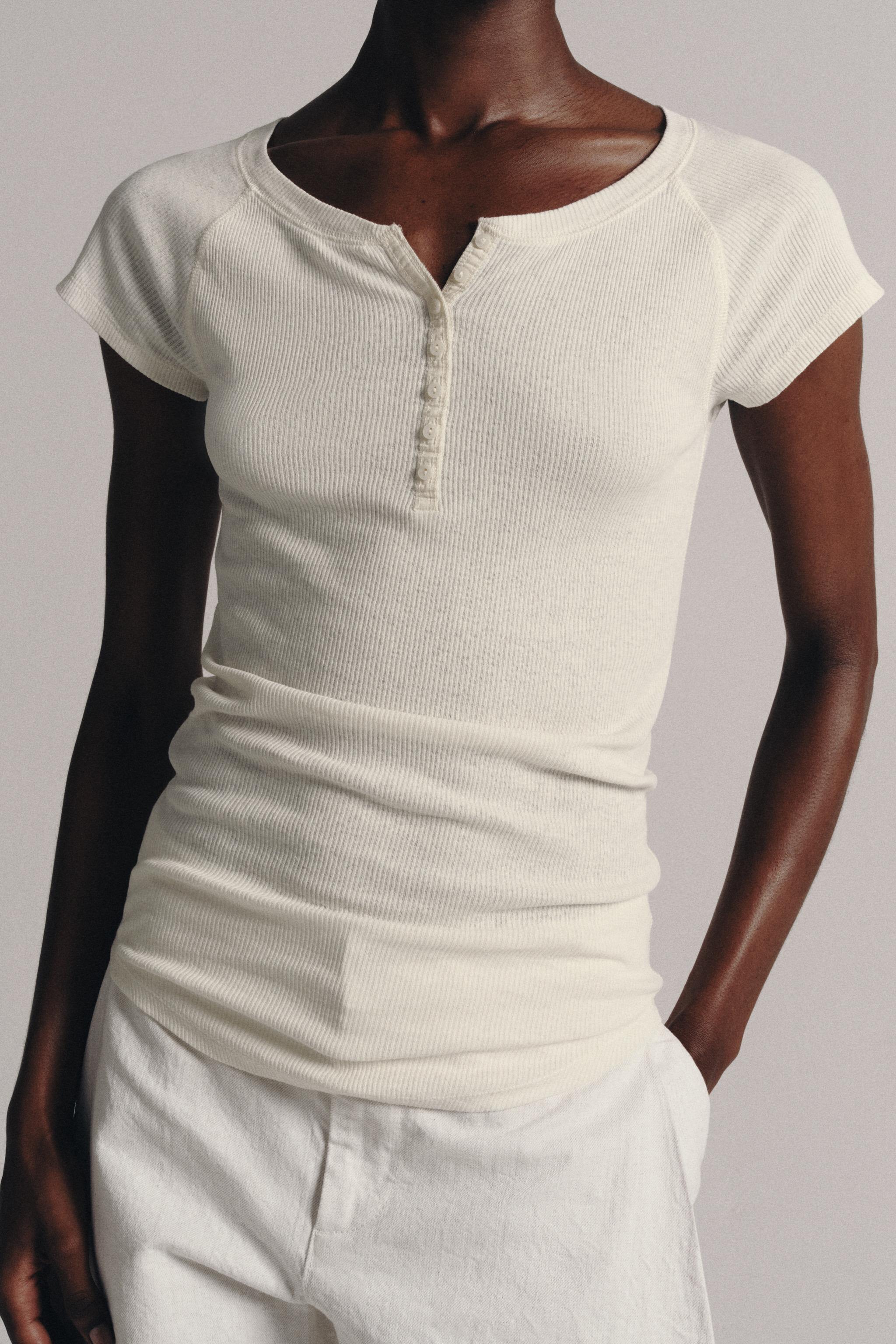 LINEN BLEND BUTTON-UP T-SHIRT