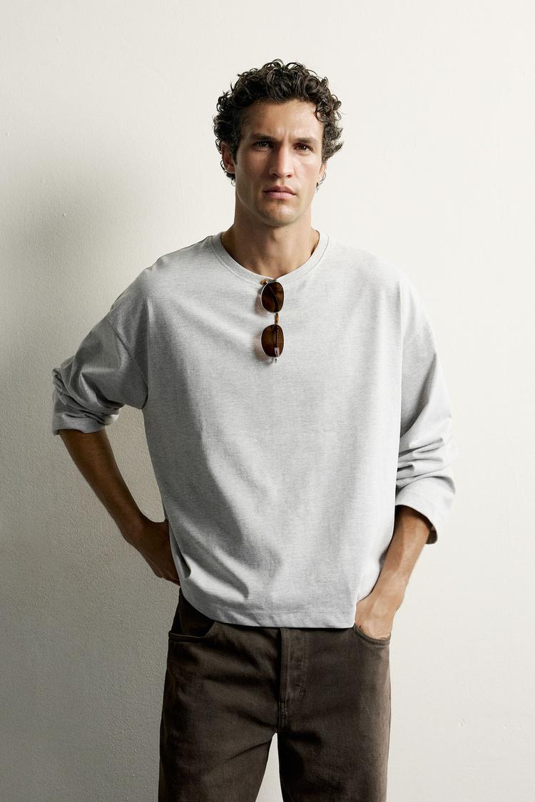 RELAXED FIT LONG SLEEVE T-SHIRT