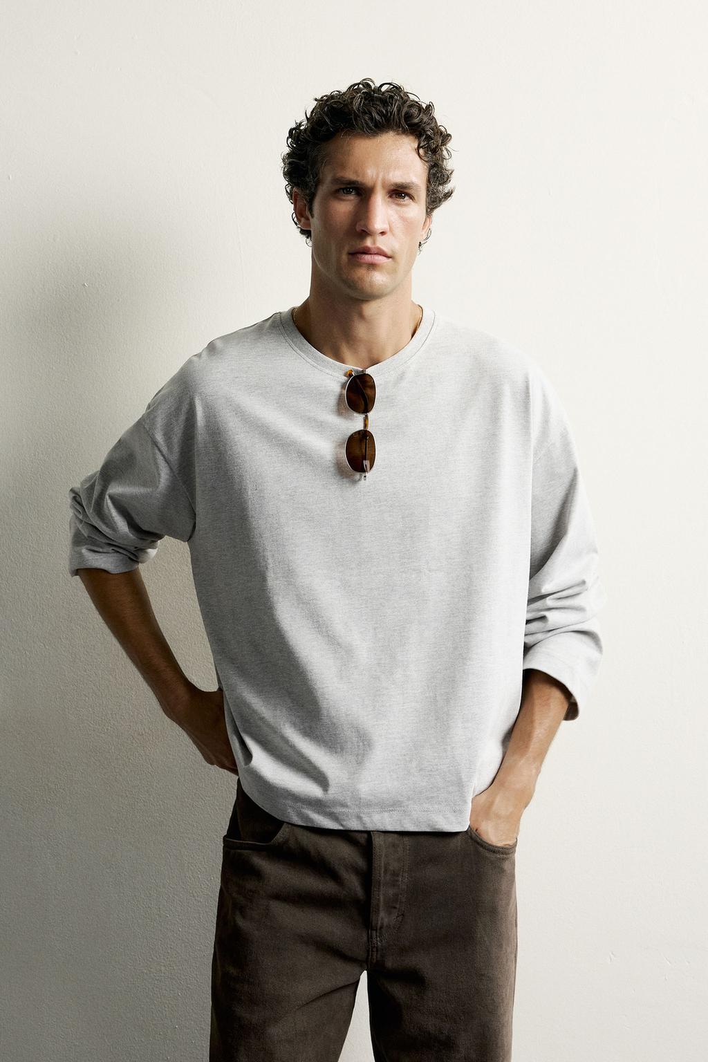 RELAXED FIT LONG SLEEVE T-SHIRT