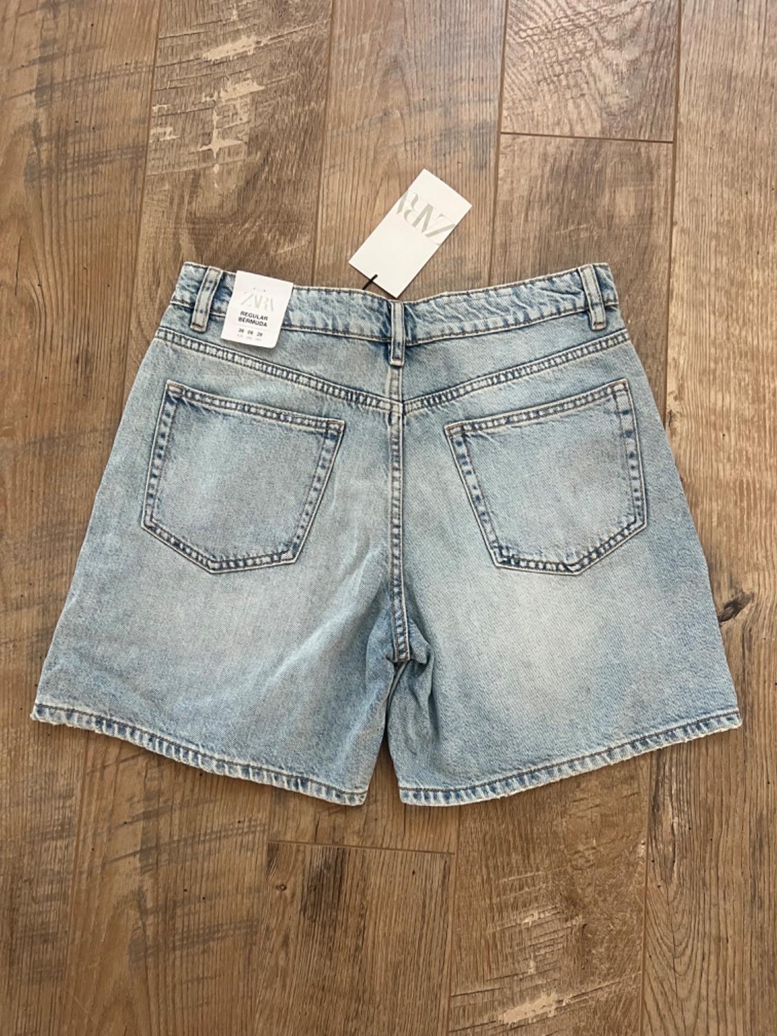 TRF MID-RISE DENIM SHORTS - Image 2