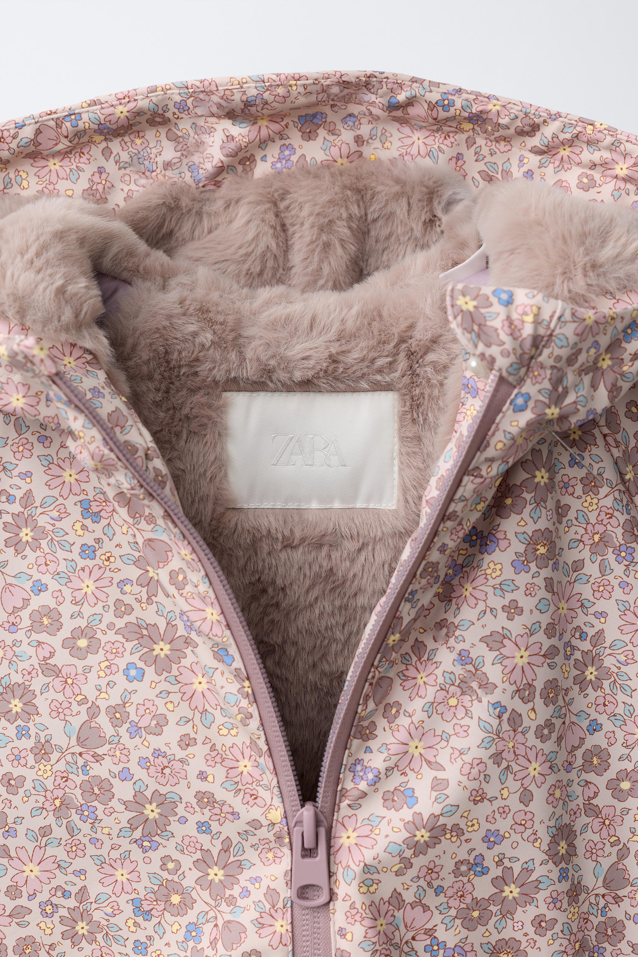 Детские куртки Zara WATER-REPELLENT RUBBERIZED FLORAL RAINCOAT — фото 8