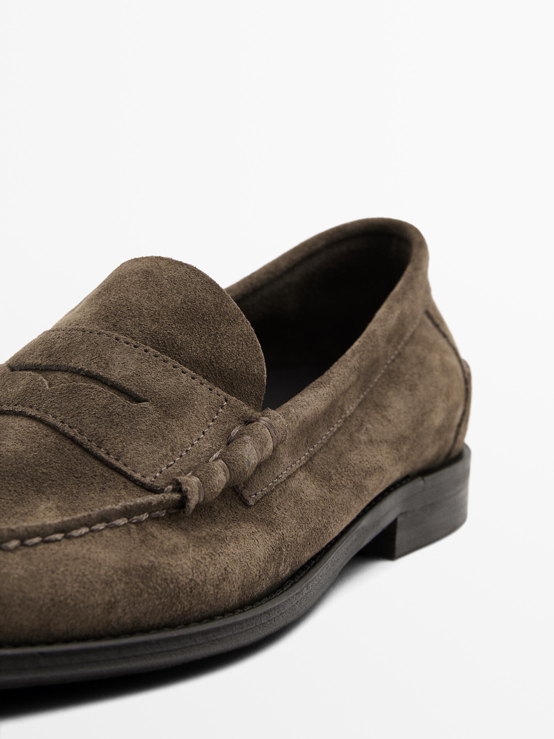 Mocassins en croûte de cuir avec patte