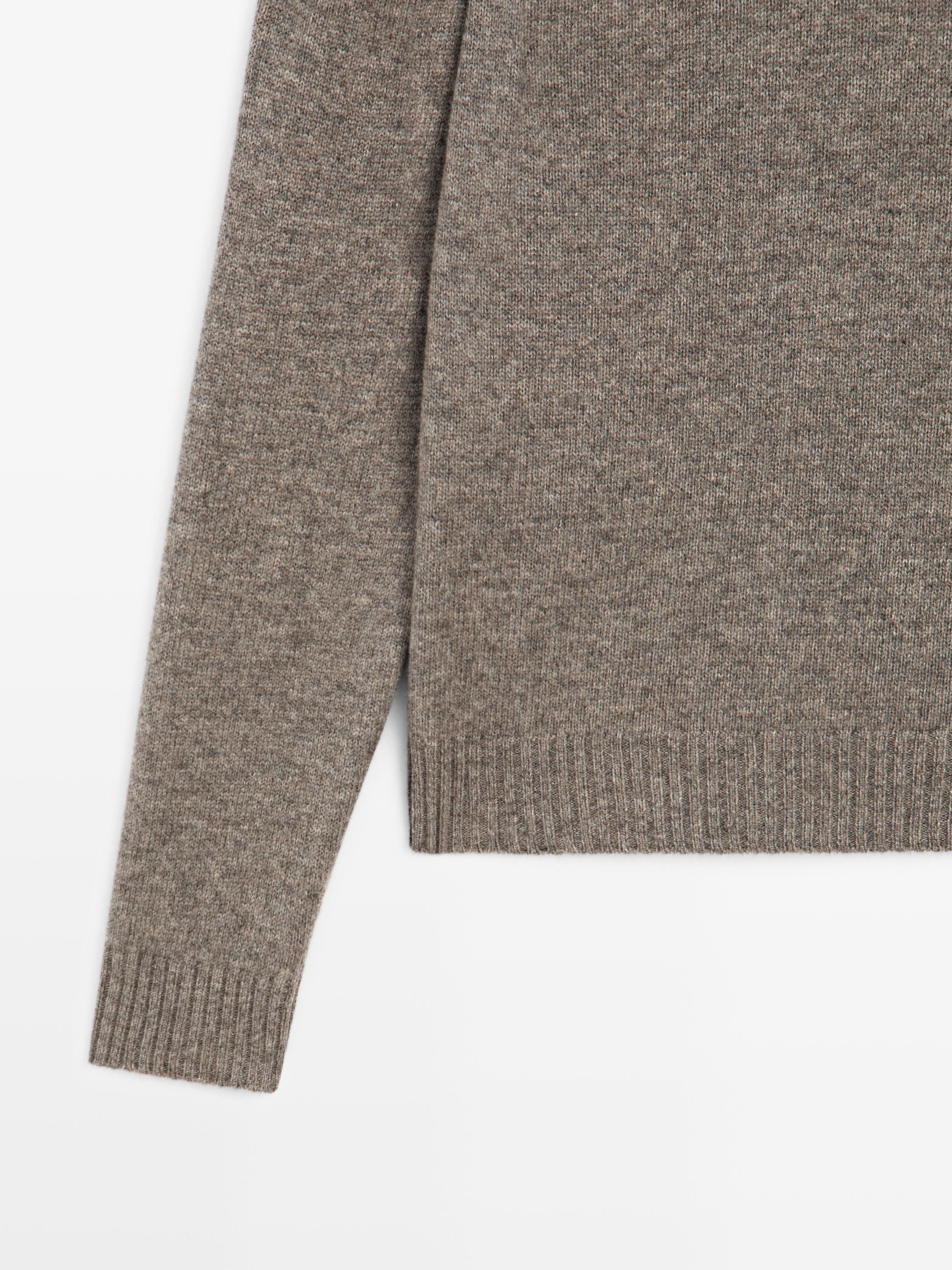 Pull col rond en laine mélangée