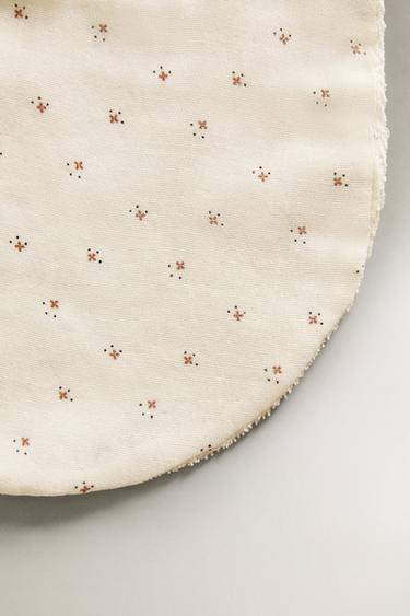 FLORAL BABY BIB - Ecru by Zara - Image 1