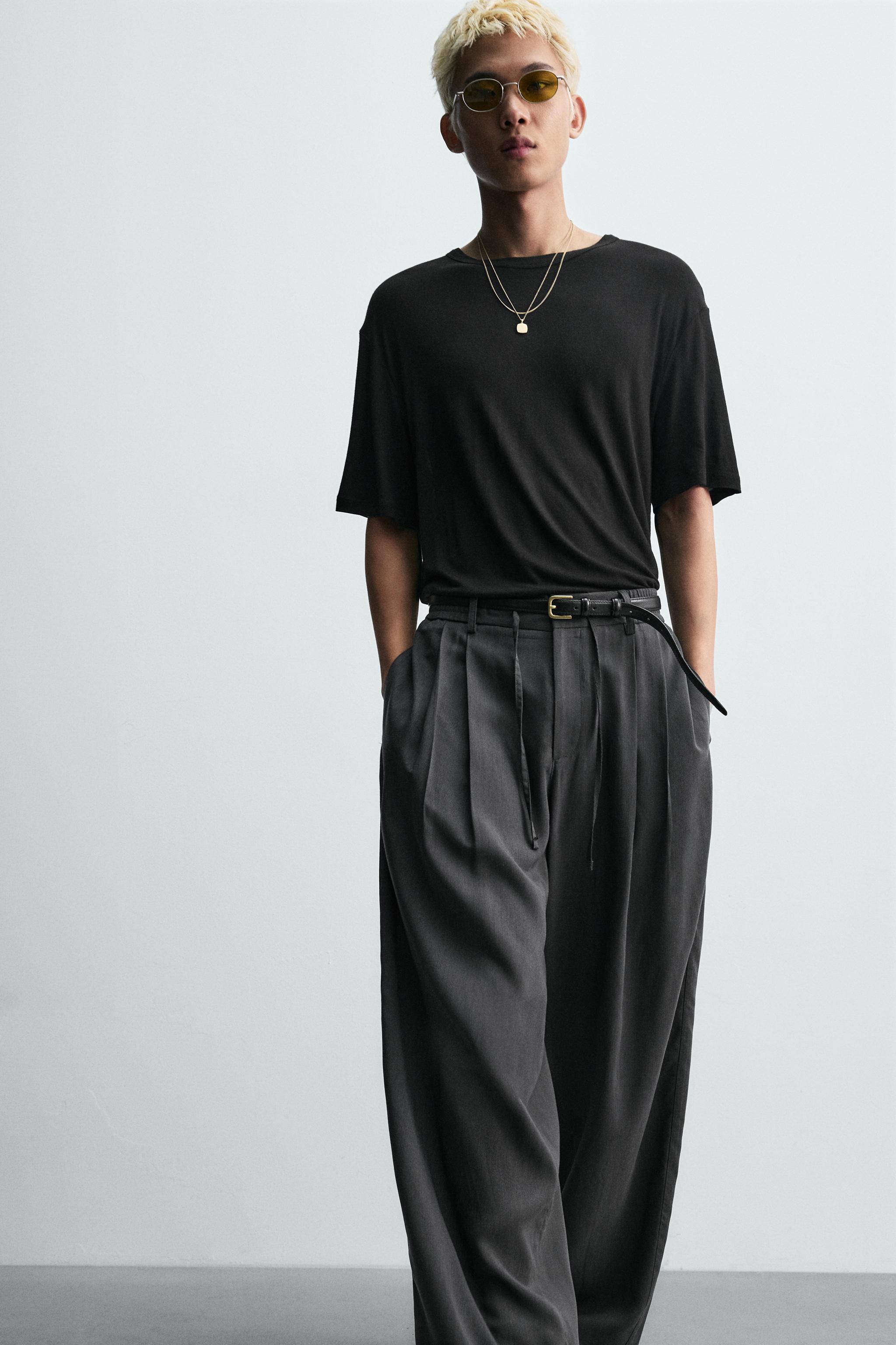 FLOWY PLEATED PANTS