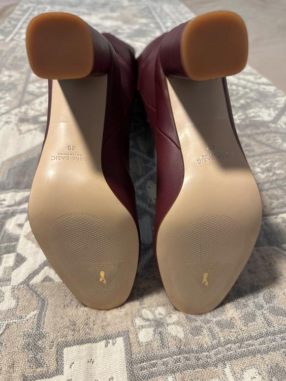 LEATHER BOOT W/BLOCK HEEL - Image 3