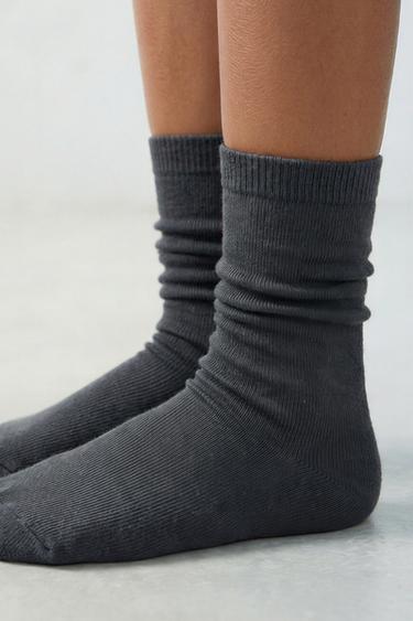 FIVE-PACK OF PLAIN LONG SOCKS - Multicoloured by Zara