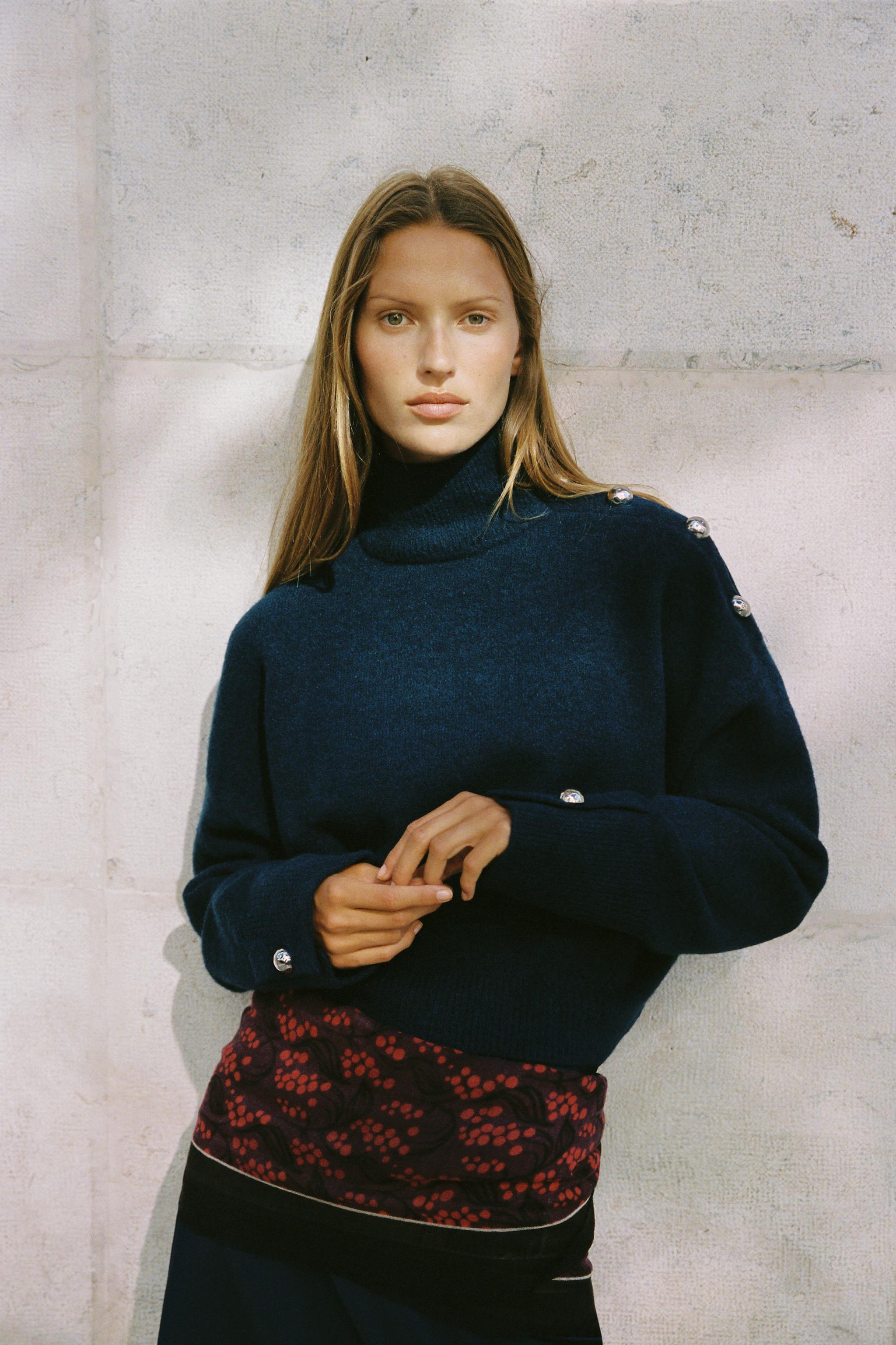 SOFT KNIT BUTTON SWEATER