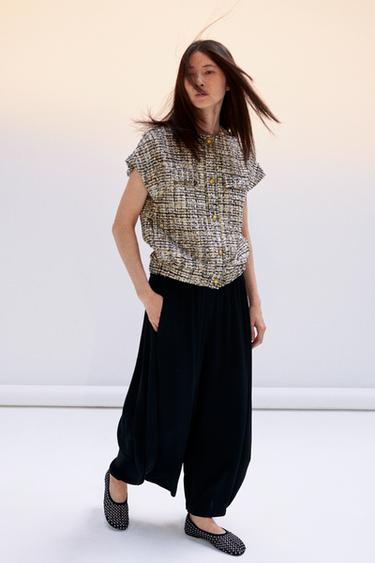 TEXTURED WAISTCOAT WITH BUTTONS ZW COLLECTION - Ecru by Zara