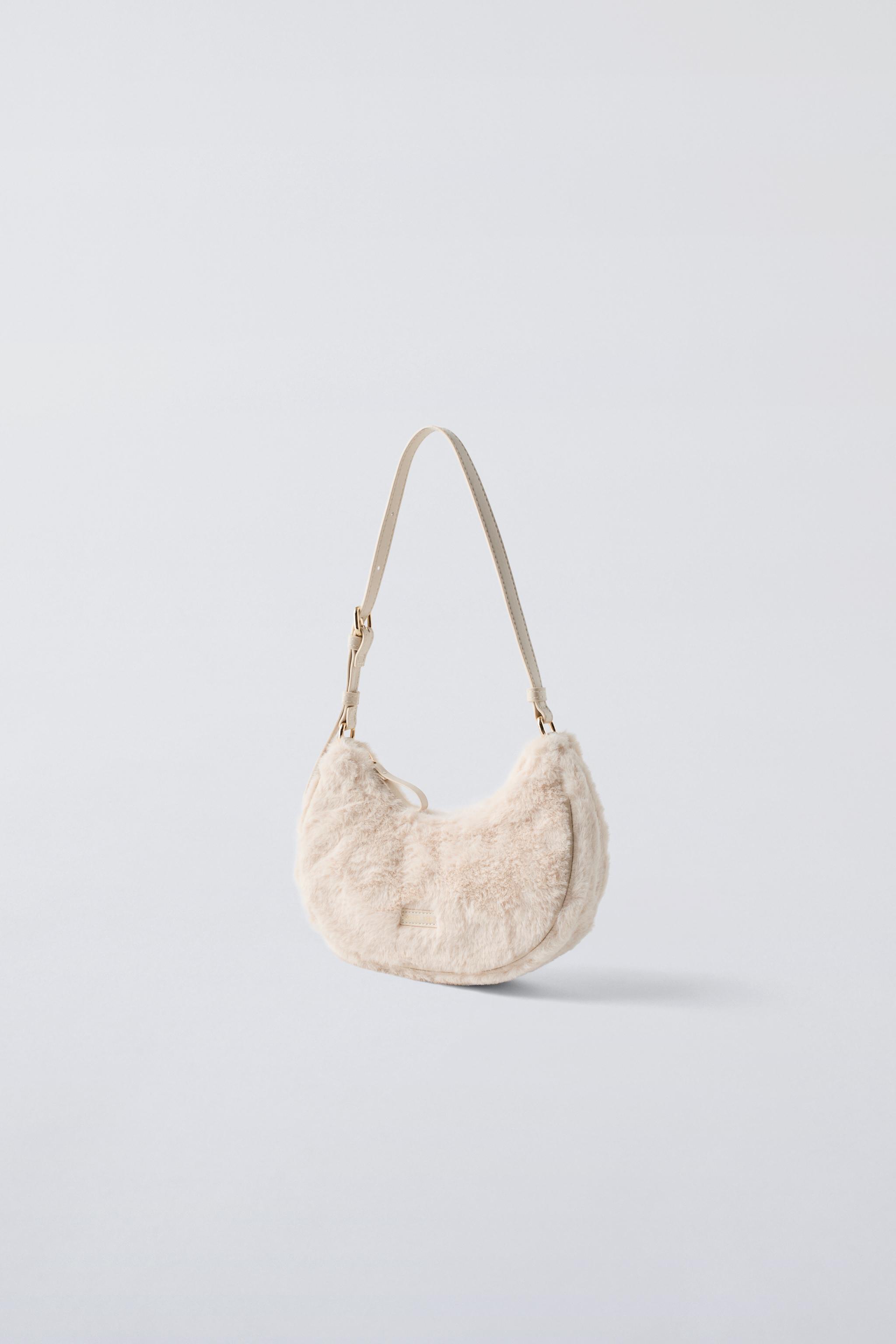 BOLSO HOMBRO PELO Blanco Crudo ZARA Espana