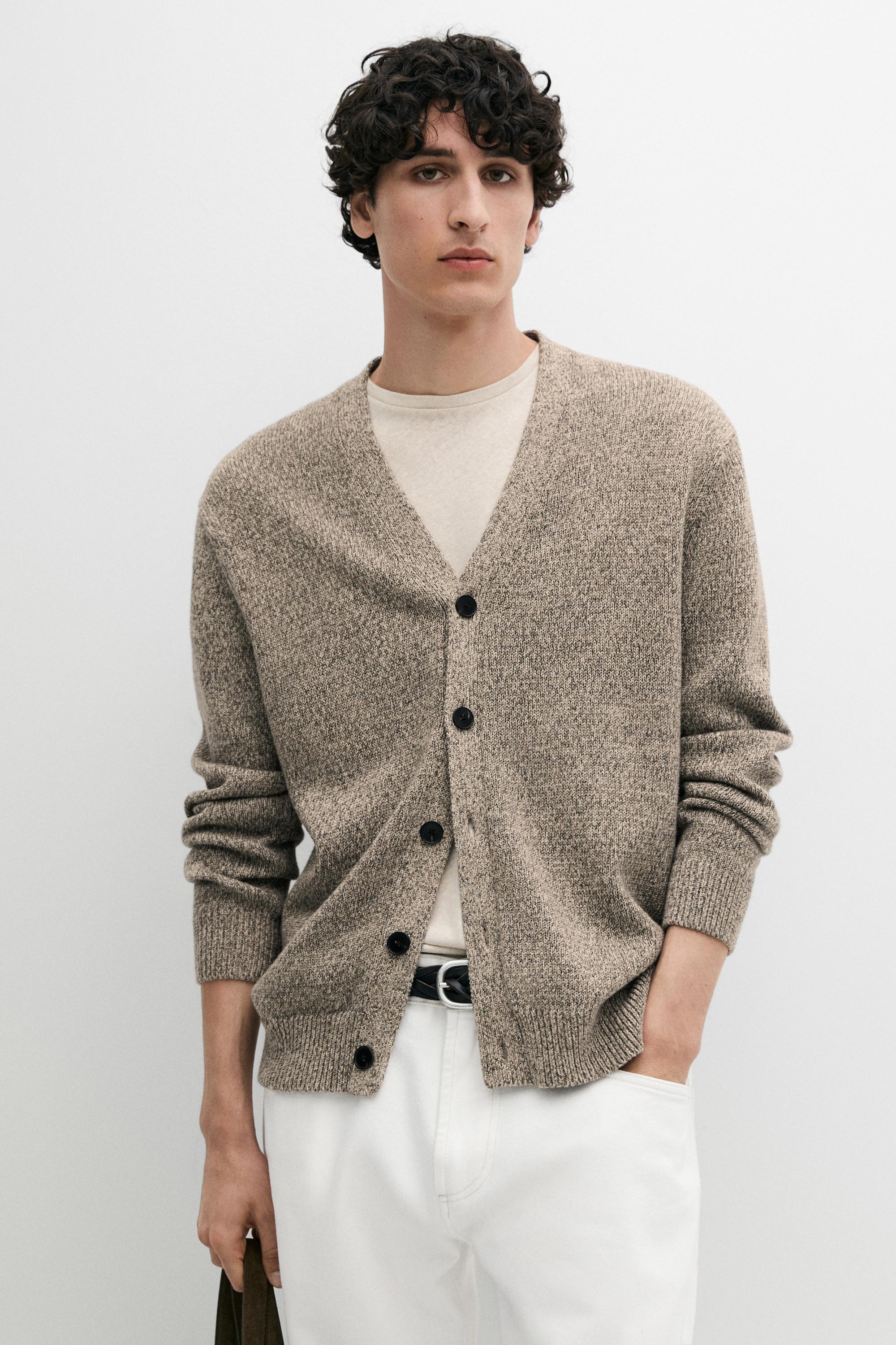 Cotton knit cardigan with buttons