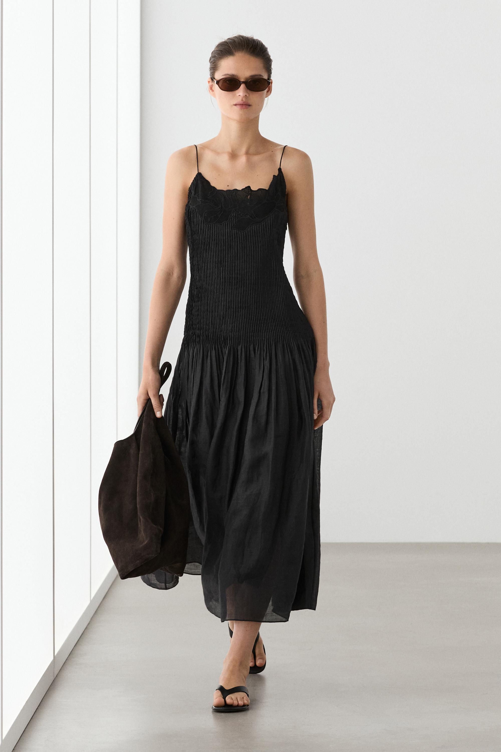 Flowing embroidered midi dress with pintuck detail - Black | ZARA