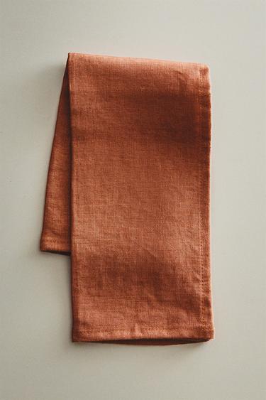 PACK OF COLOURED WASHED LINEN NAPKINS (PACK OF 2) - Brick by Zara