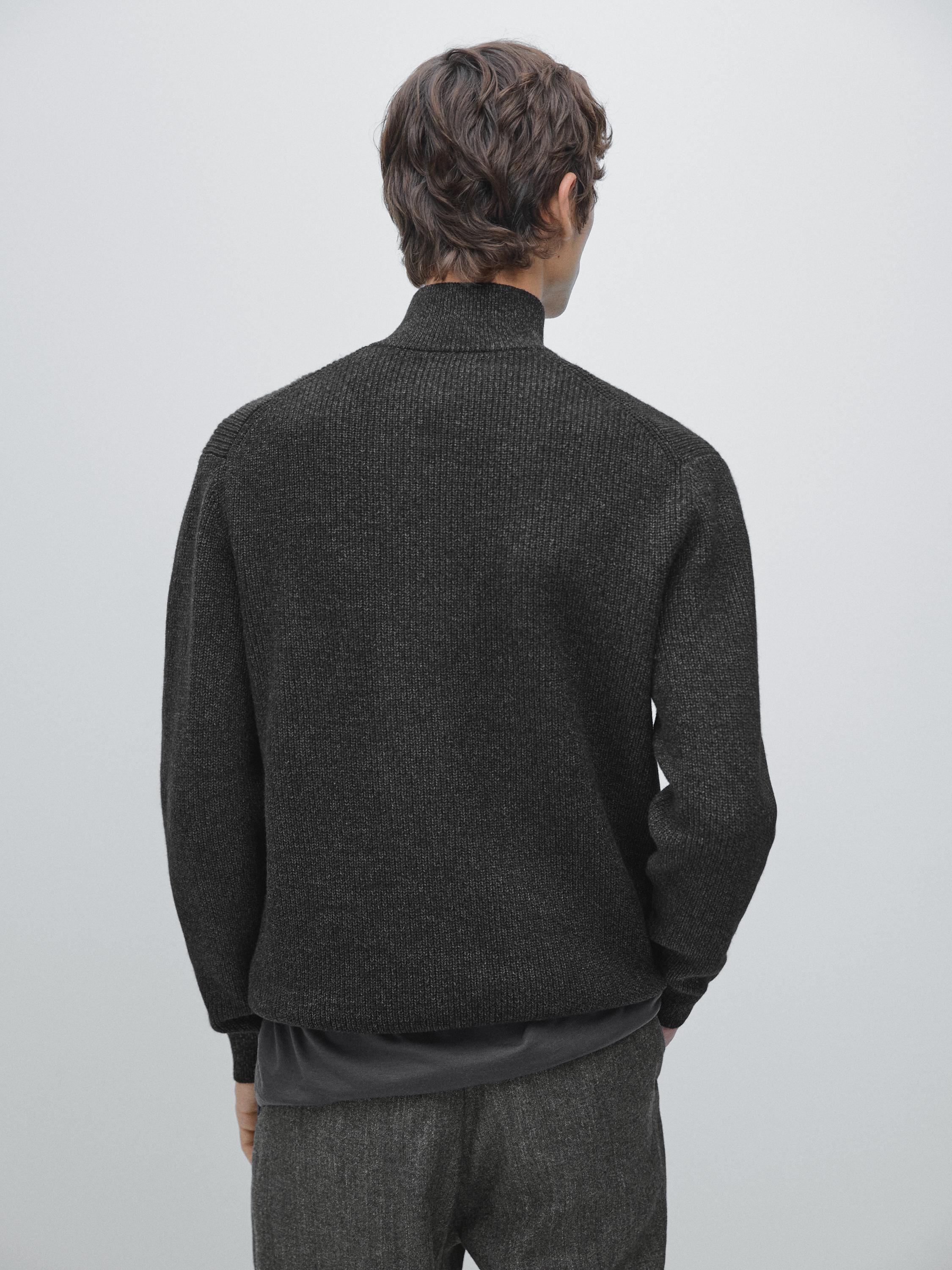 Mock neck knit sweater with zip