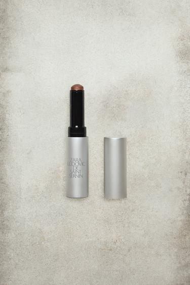 THE EYESHADOW STICK LUDOVIC DE SAINT SERNIN x ZARA - BROWN by Zara