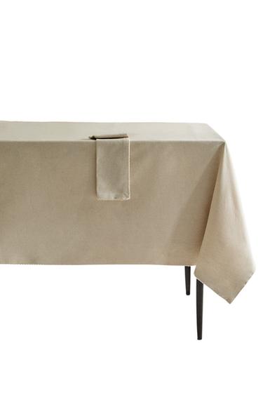 TOALHA DE MESA LISA COM ONDAS - Bege-claro da Zara