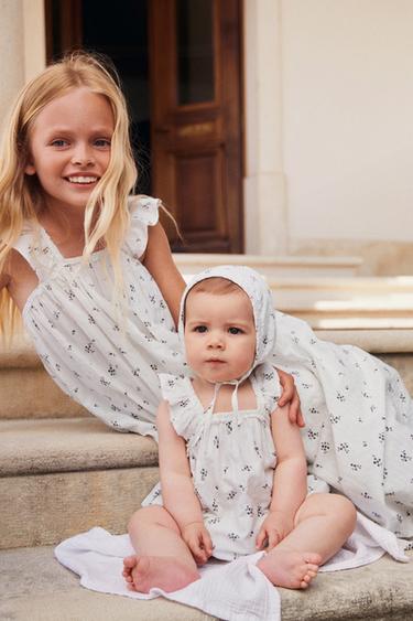 BONNET FLEURS BRILLANTES ÉDITION LIMITÉE - Imprimée de Zara