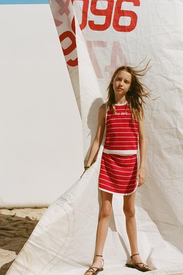 STRIPED TOWEL EFFECT TOP - خط أحمر by Zara